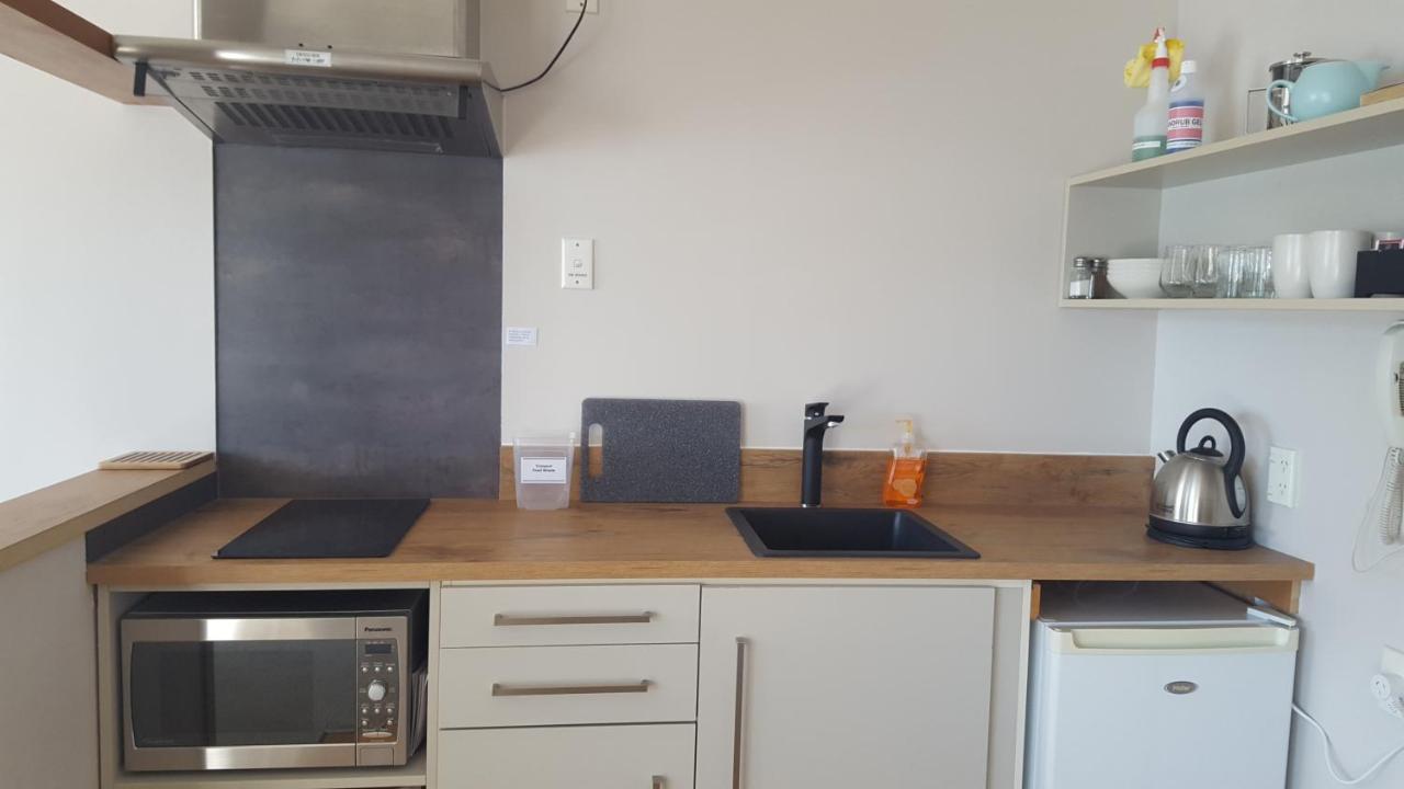 Akaroa Waterfront Motels Екстериор снимка