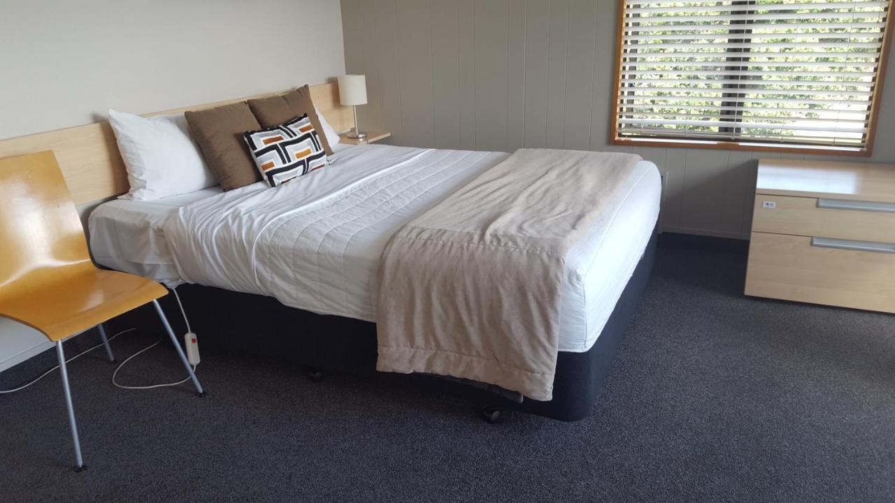 Akaroa Waterfront Motels Екстериор снимка
