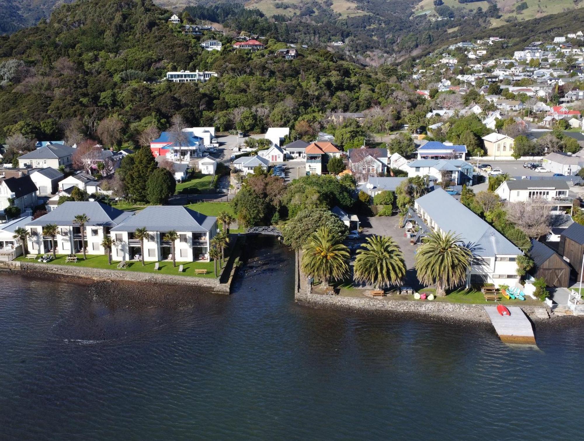 Akaroa Waterfront Motels Екстериор снимка