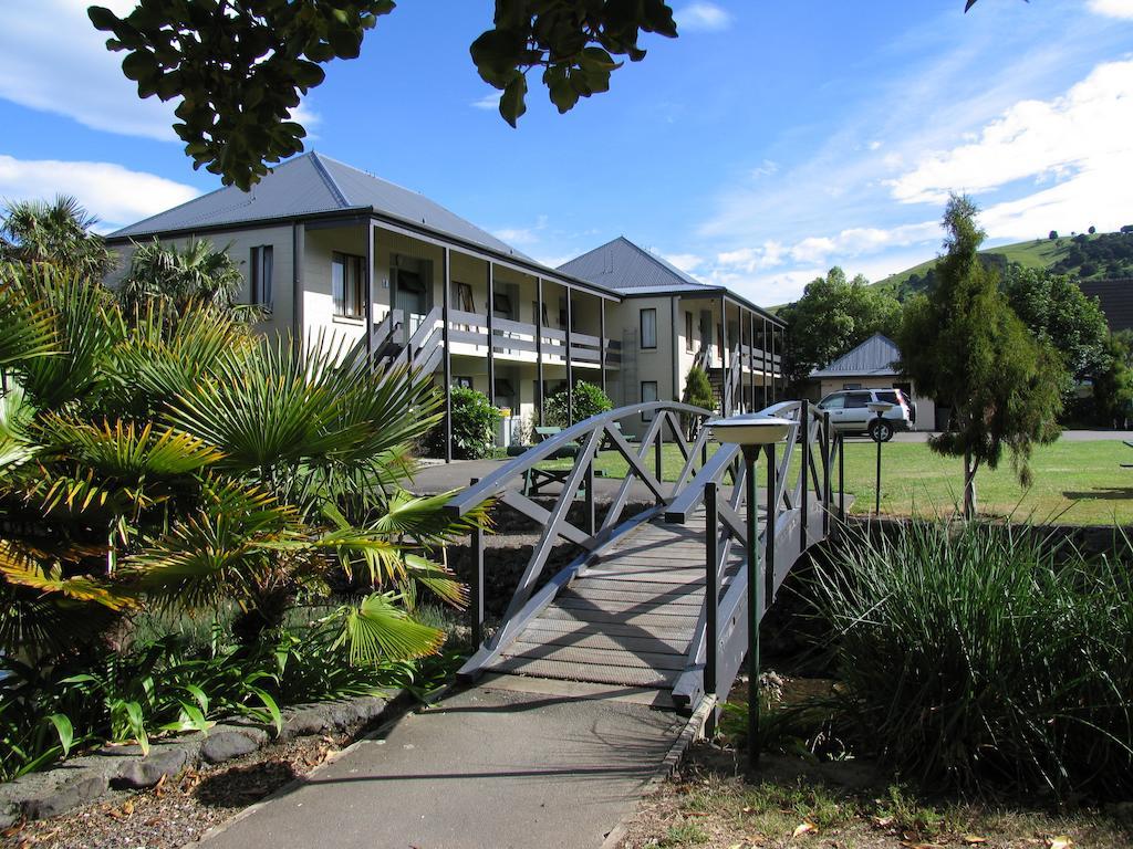 Akaroa Waterfront Motels Екстериор снимка